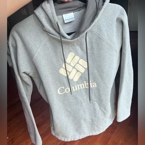Grey, Columbia sweatshirt, size S